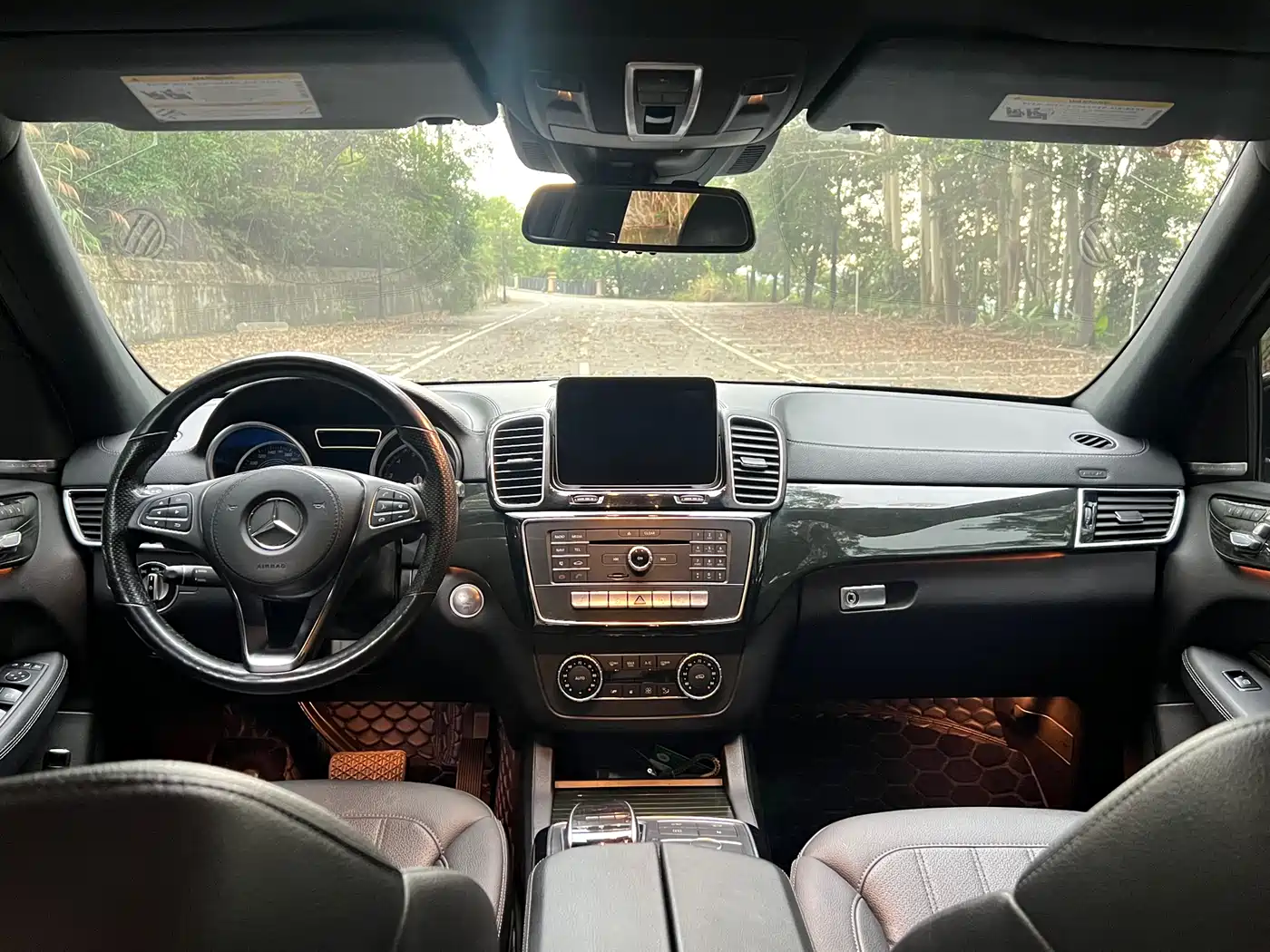 Mercedes-Benz GLS 2017 GLS 400 4MATIC Dynamic фото 12