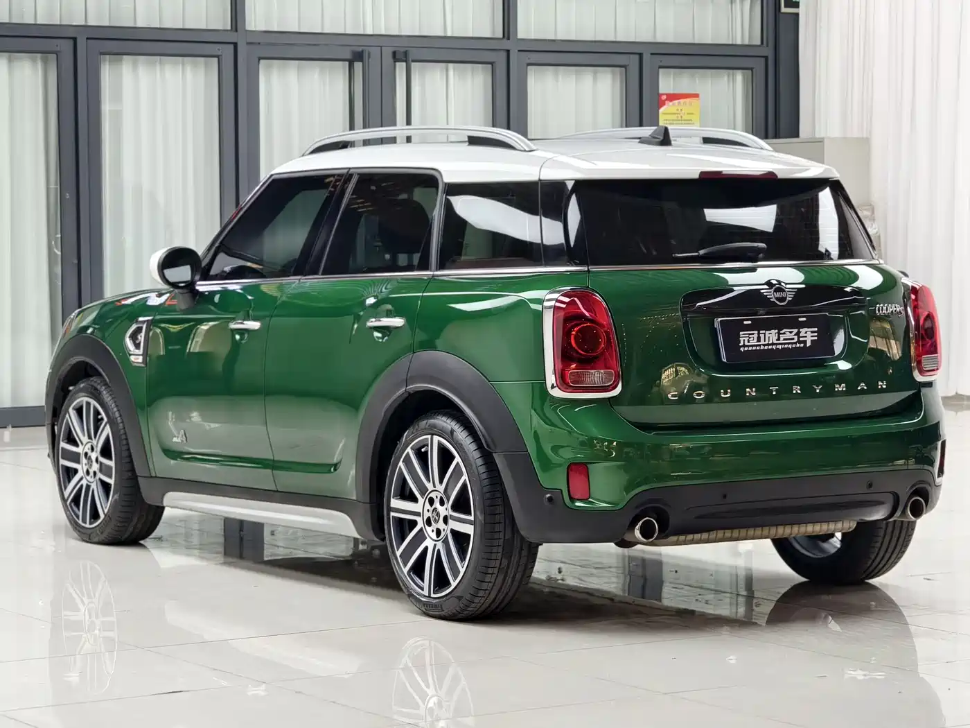 MINI COUNTRYMAN 2020 2.0T COOPER S ALL4 Polar Edition фото 13