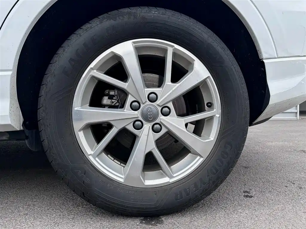 Audi Q3 Sportback 2020 35 TFSI Progressive фото 20