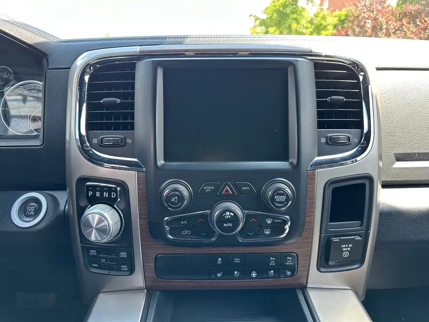 RAM Trucks 2015