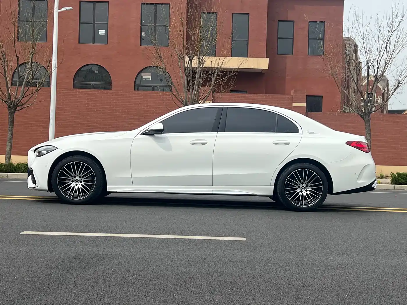 Mercedes-Benz C-Class 2024 C 260 L Sport фото 4