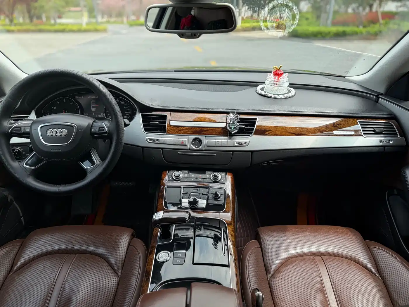 Audi A8 2013 A8L 50 TFSI quattro Luxury фото 8