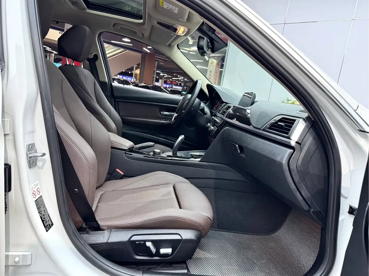 BMW 3 Series 2018 320Li Fashion Style фото 16
