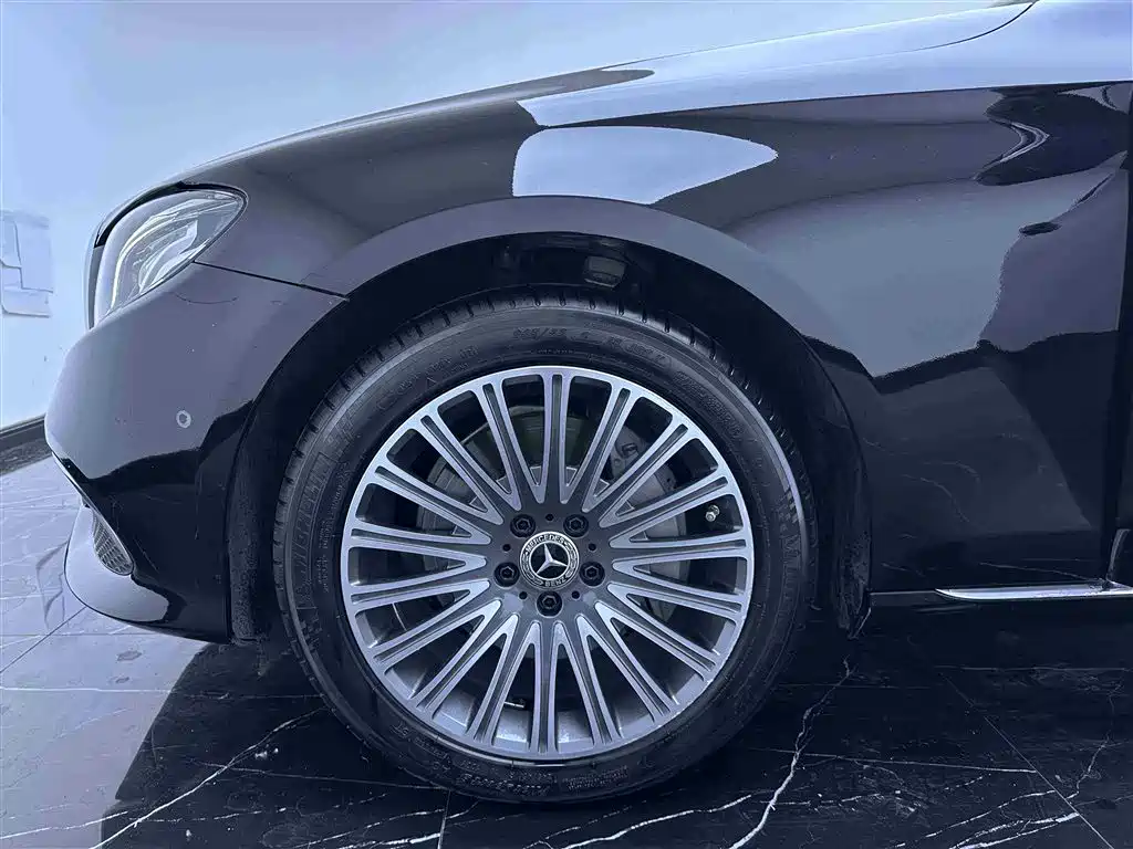 Mercedes-Benz E-Class 2019 Facelift E 300 L Luxury фото 18