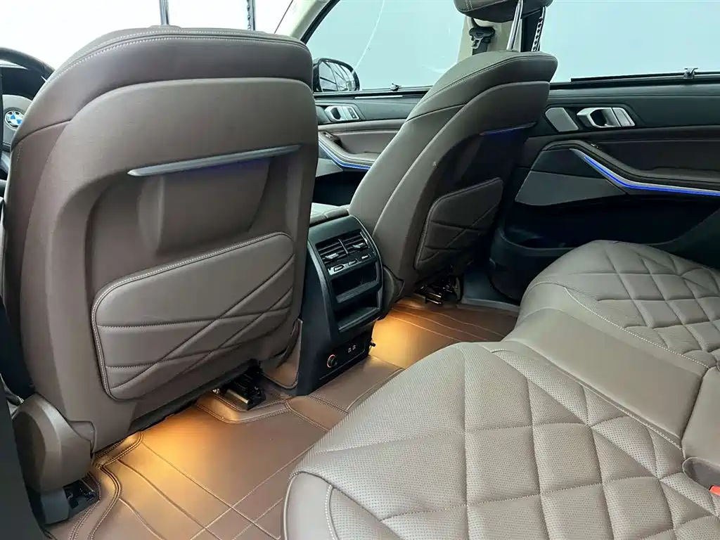 BMW X5 2022 xDrive 30Li Premium M Sport Package фото 28