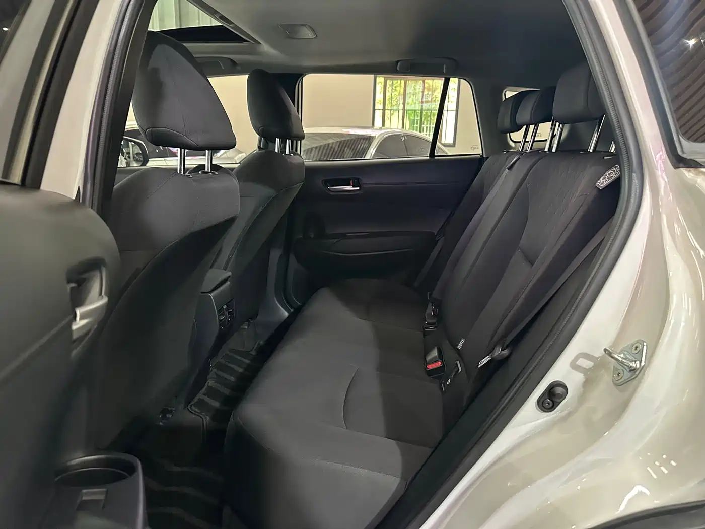 Toyota Corolla Cross 2022 2.0L Luxury Edition фото 6