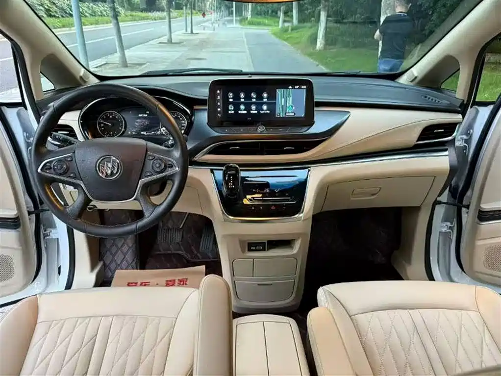 BUICK GL8