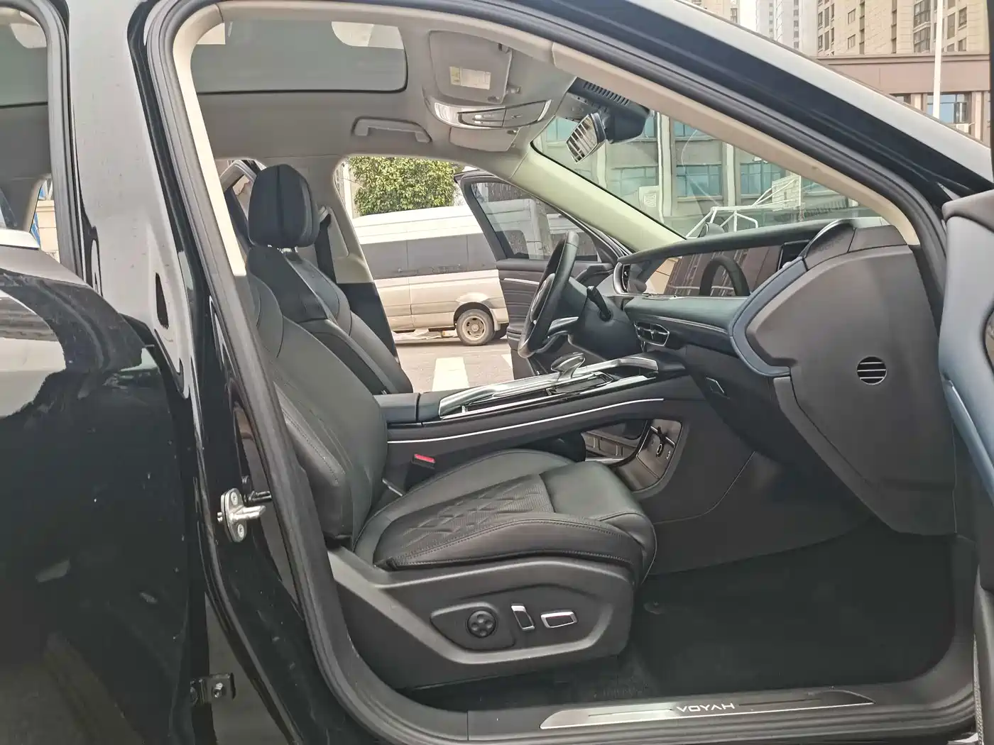 Voyah Free 2022 2021 AWD Standard Pure Electric Exclusive Luxury Package