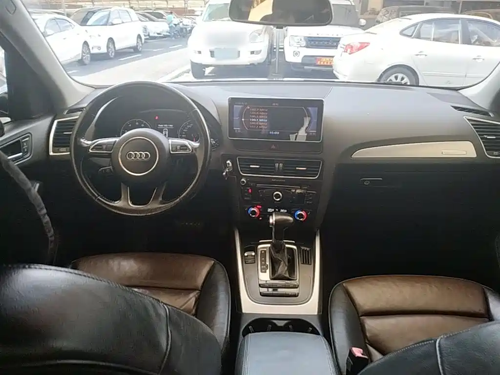 Audi Q5 2016 40 TFSI Technology Model фото 10