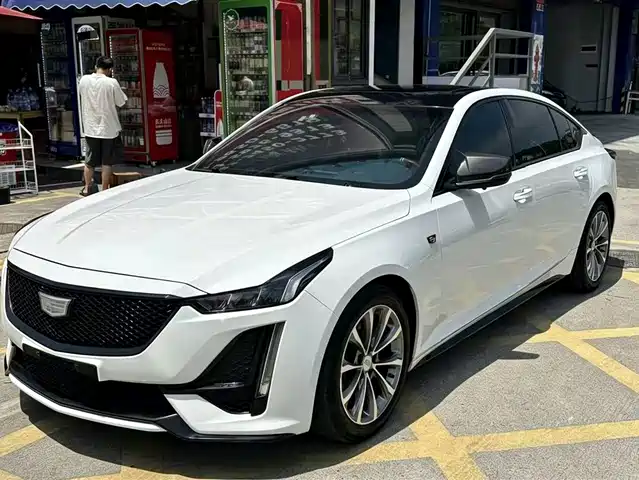 Cadillac CT5 2020 28T Fashion Model