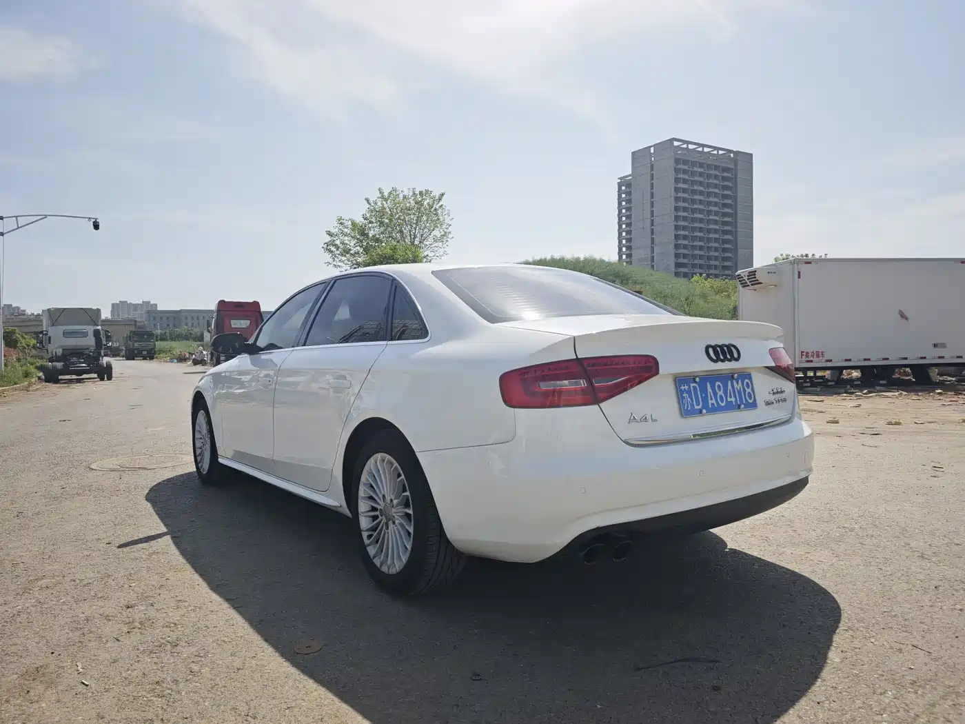 Audi A4L 2015 35 TFSI Auto Comfort фото 16