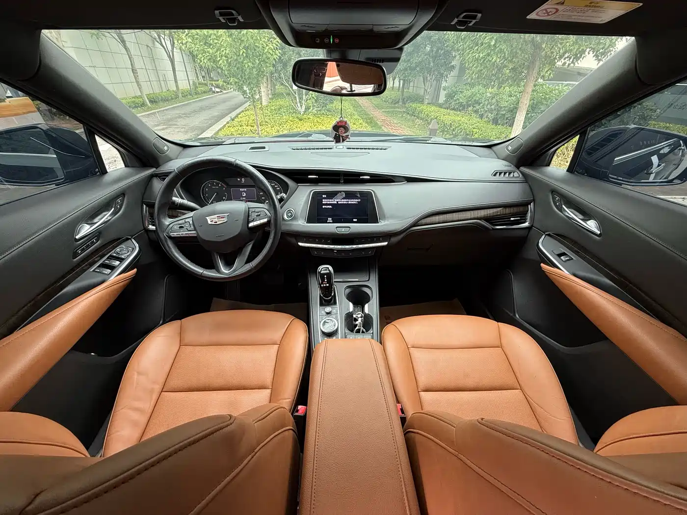 CADILLAC XT4