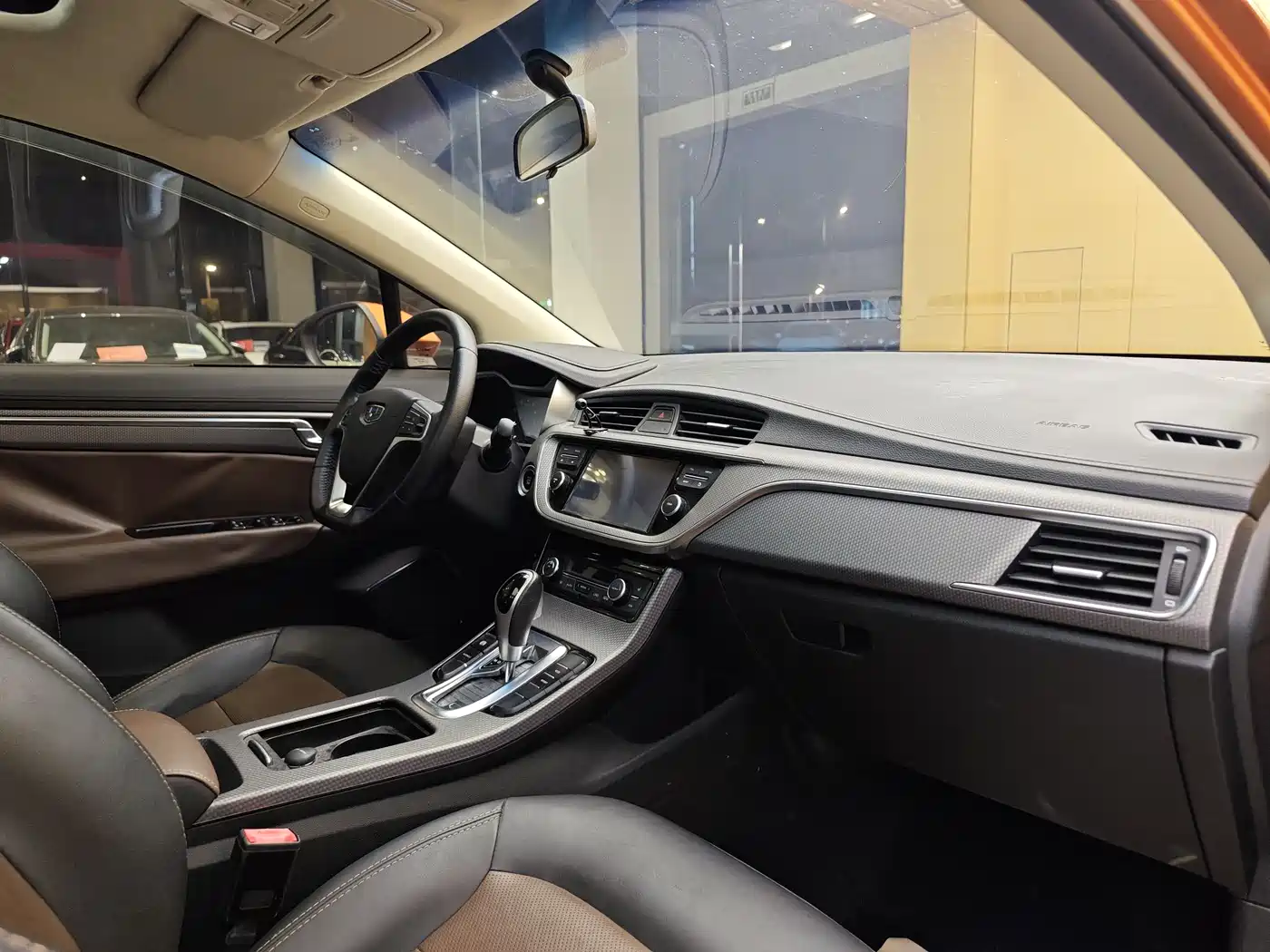Geely Emgrand GS 2016 2016 Elegant Edition 1.3T Automatic Premium Type