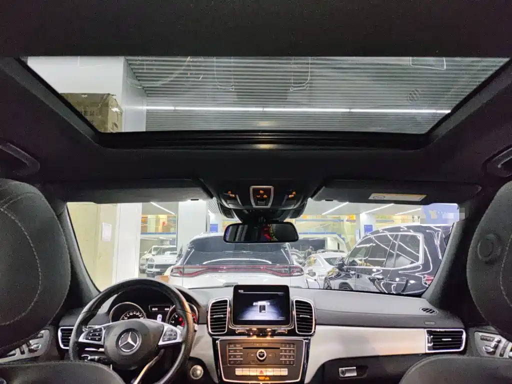Mercedes-Benz GLE AMG 2017 AMG GLE 43 4MATIC фото 14