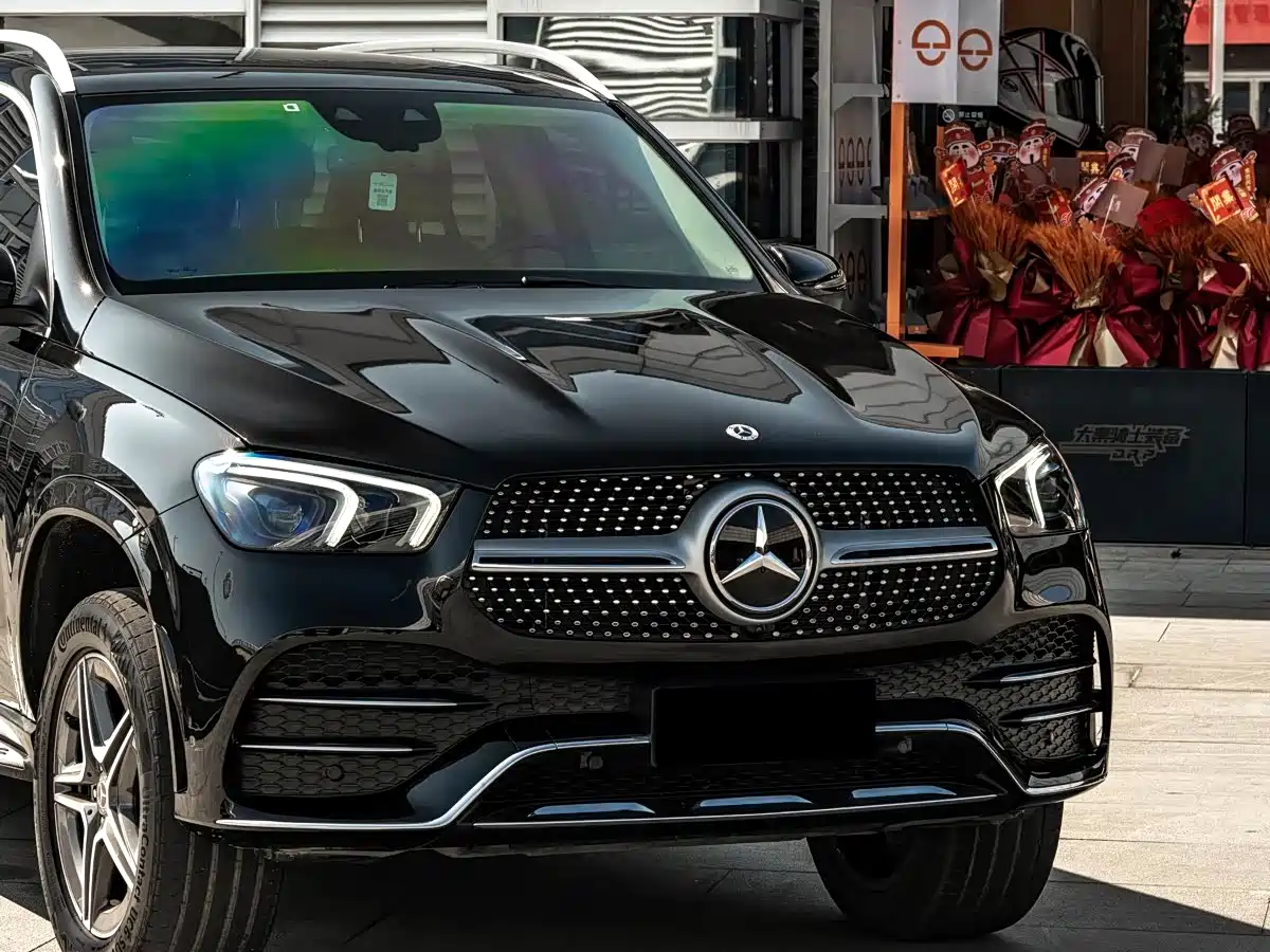 Mercedes-Benz GLE 2021 GLE 450 4MATIC Luxury фото 3