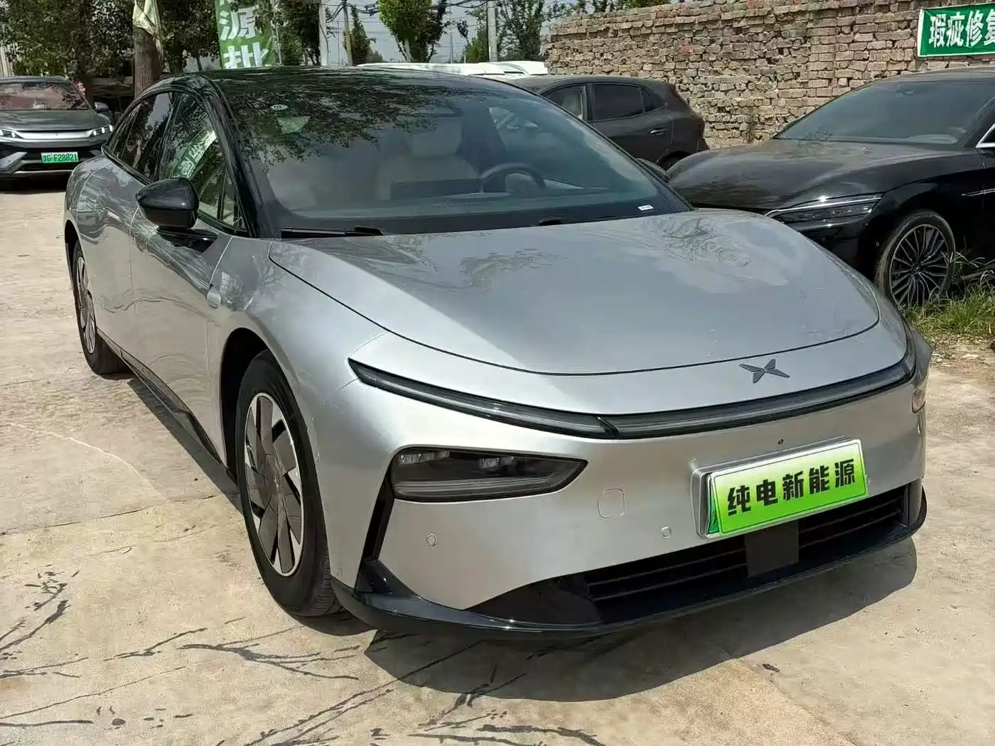 Фото 1 - XPeng P7+