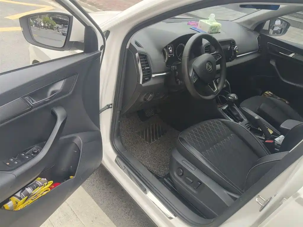 Škoda Karoq 2018 TSI280 Luxury Edition China V фото 14