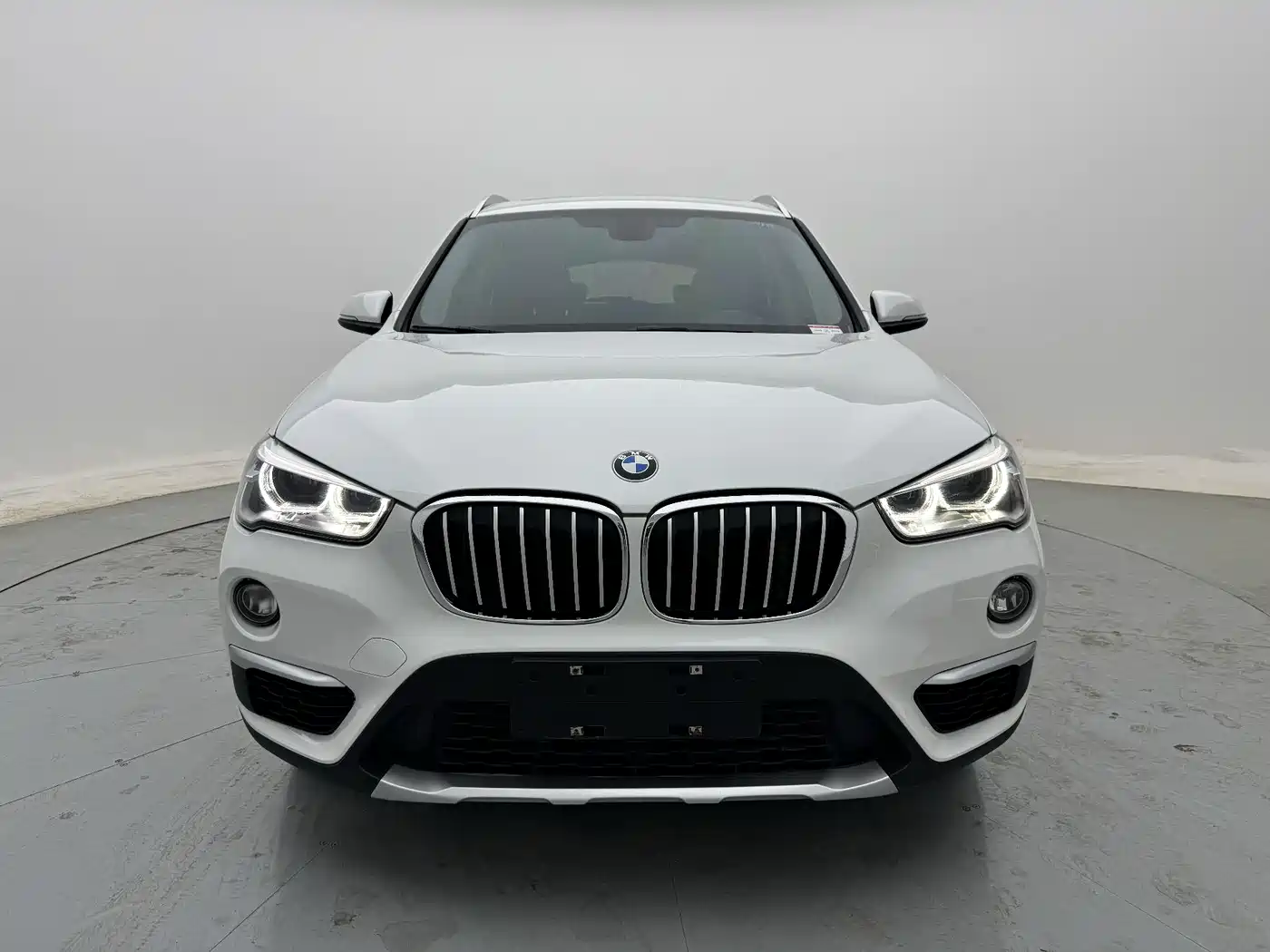 BMW X1 2019 xDrive20Li Premium Model фото 2