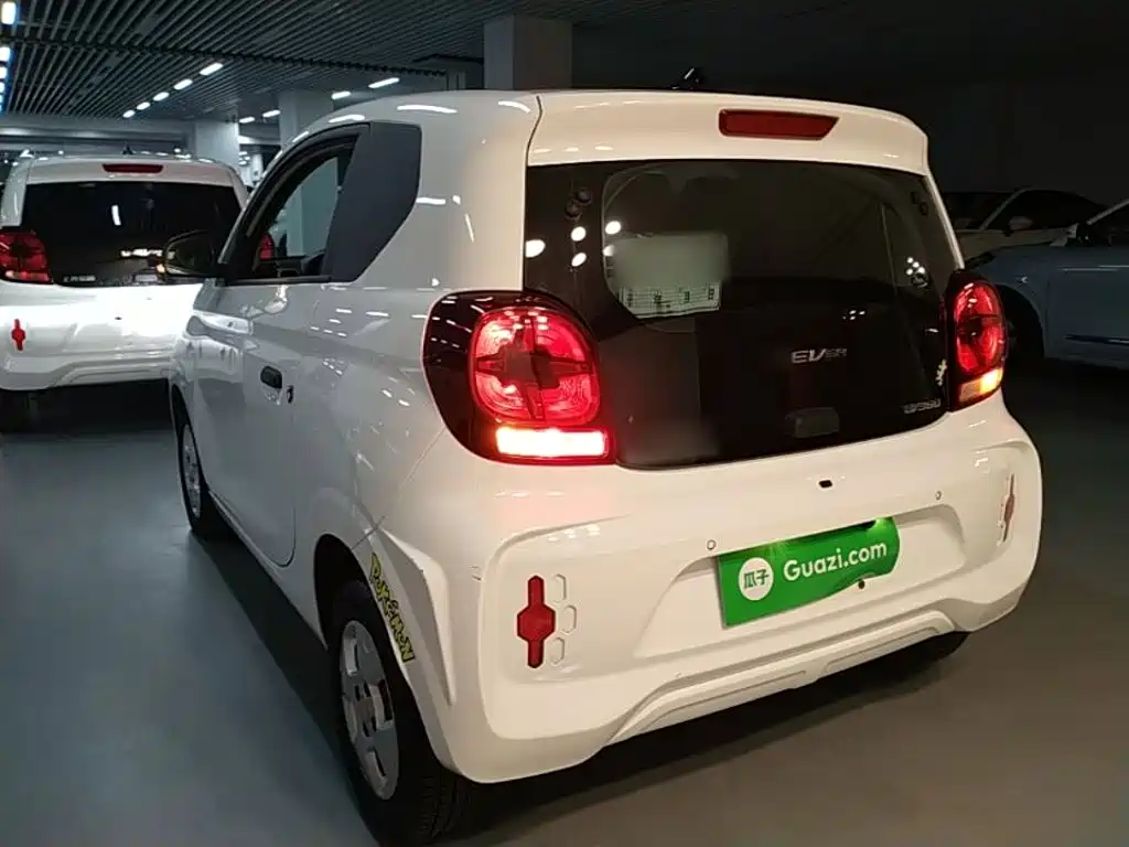 Roewe Clever 2021 2021 302km All-round Edition