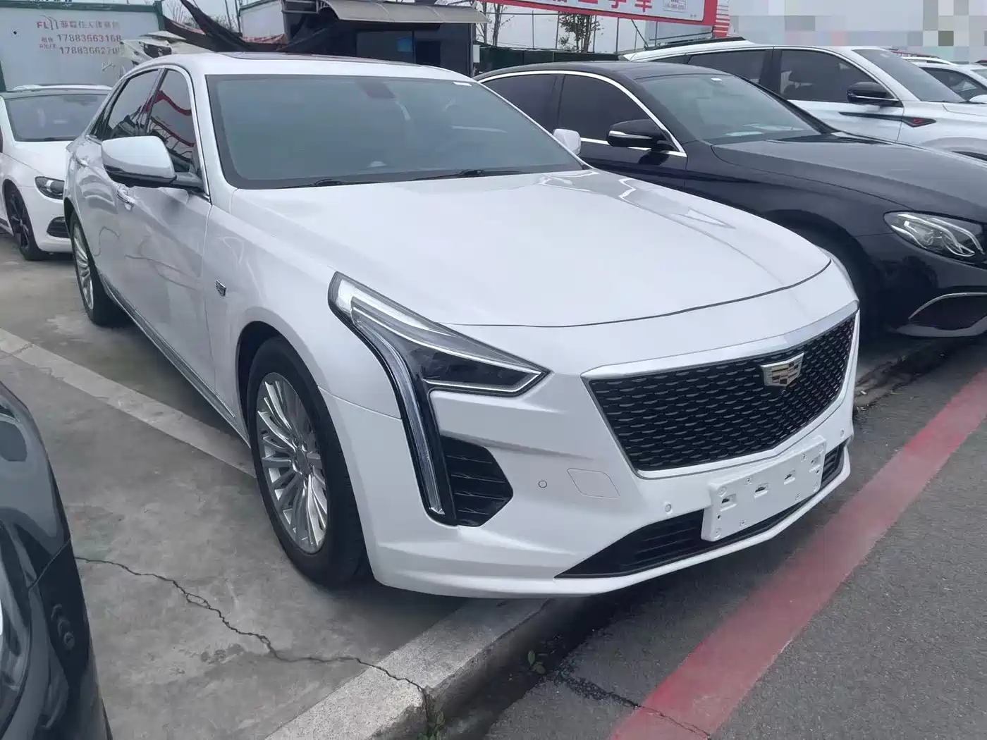 CADILLAC CT6