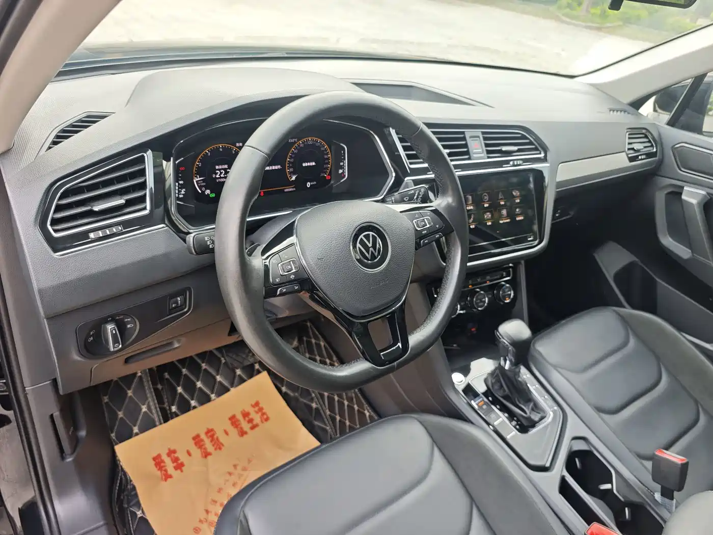Volkswagen Tiguan L 2021 330TSI Automatic 2WD Smart фото 14