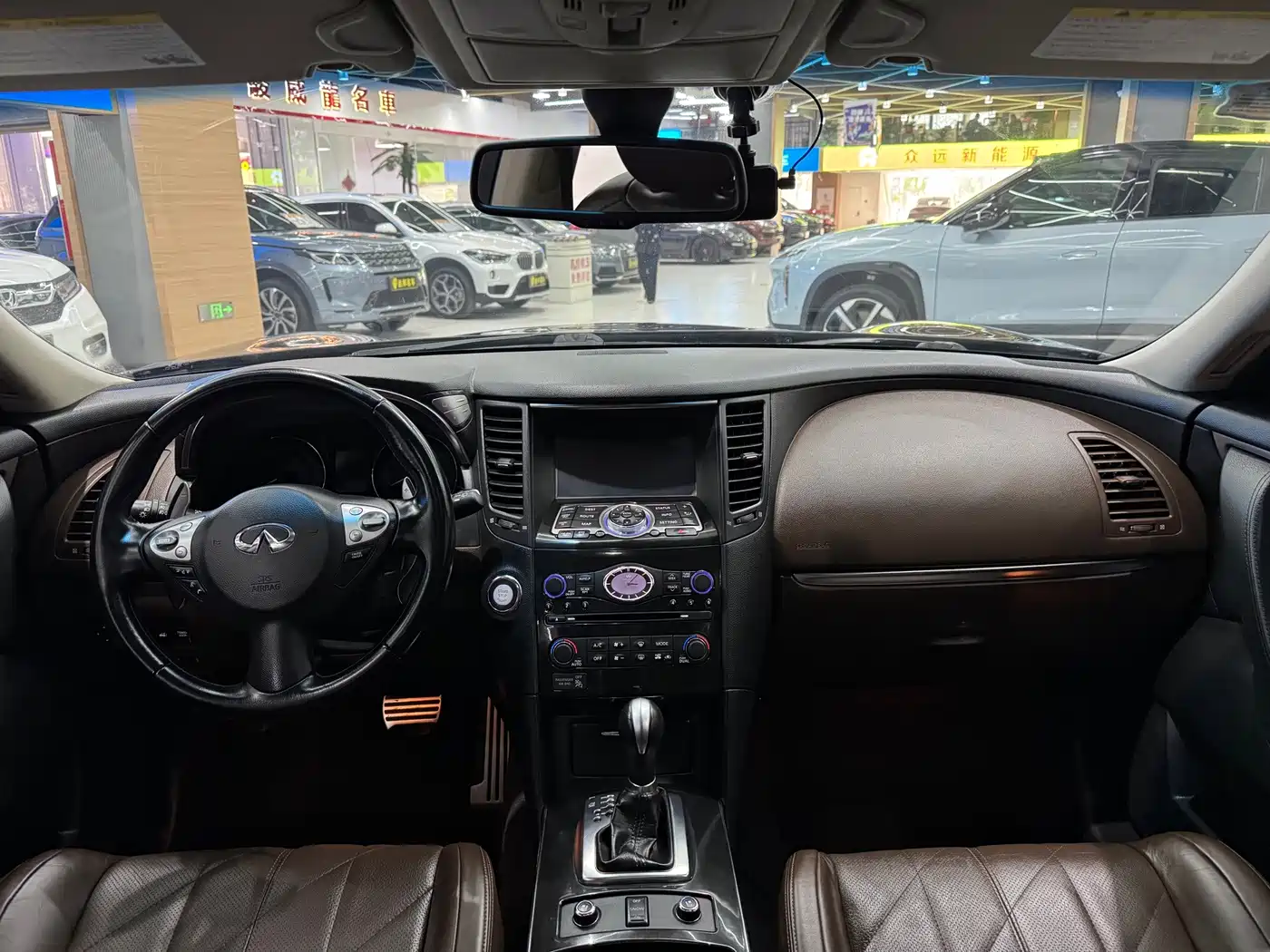 Infiniti QX70 2015 2013 3.7L Superior