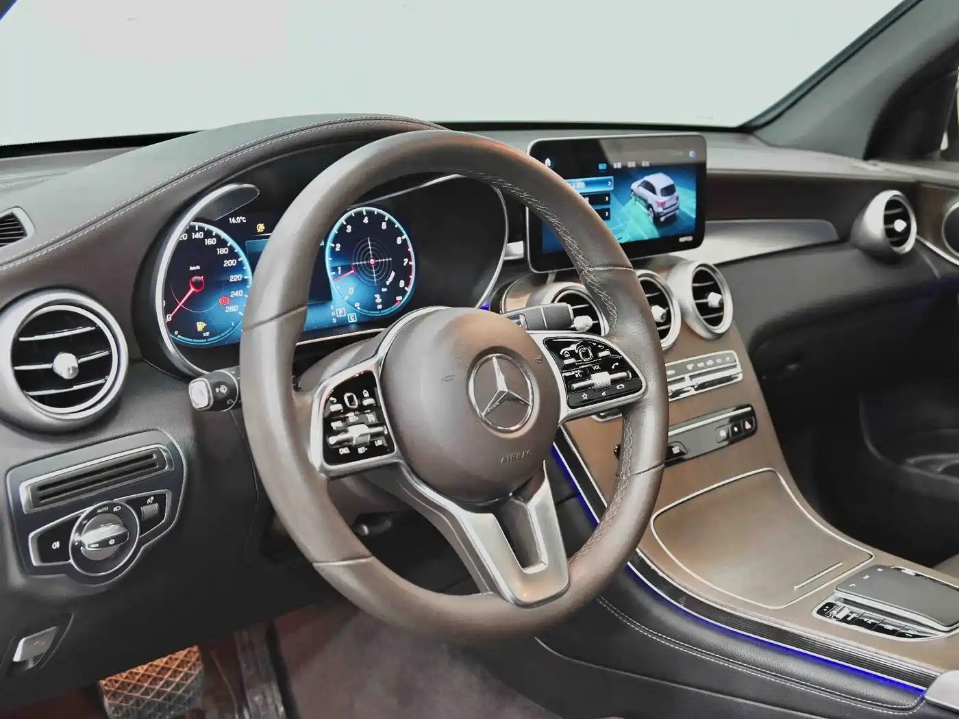 Mercedes-Benz GLC 2020 GLC 260 L 4MATIC Luxury фото 27