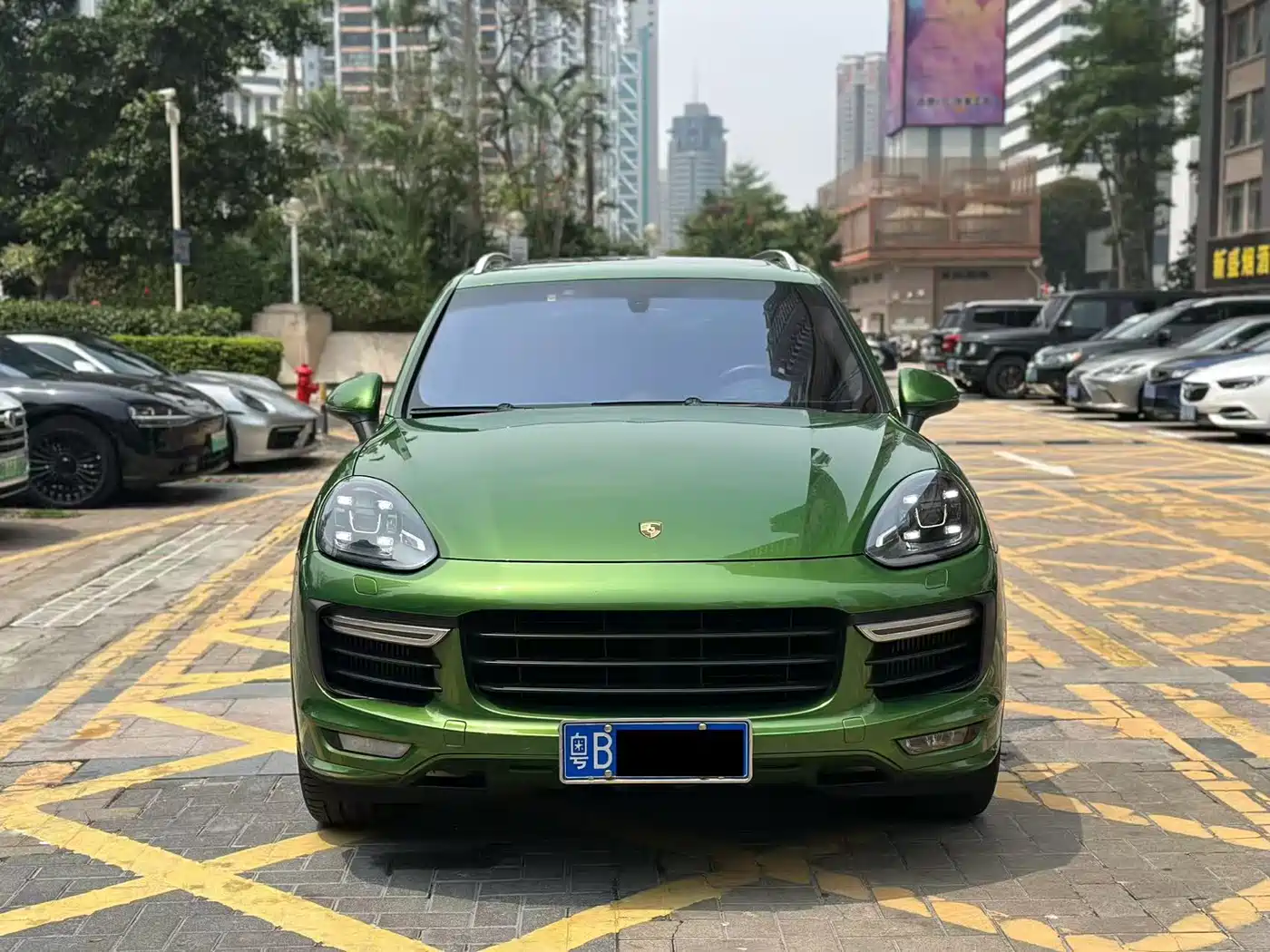 Porsche Cayenne 2015 Cayenne GTS 3.6T фото 2