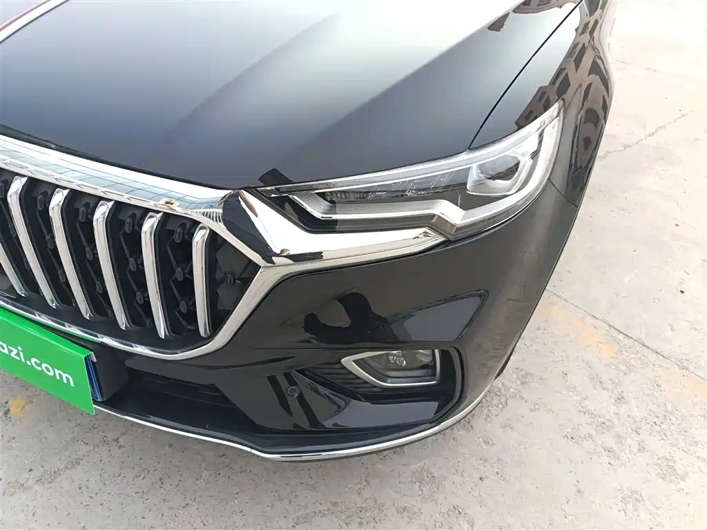 Hongqi HS5 2022 Facelift 2.0T Smart Flag Enjoyment Edition фото 4