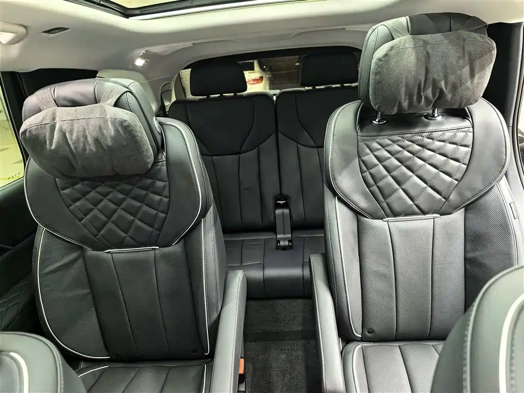 Hongqi E-HS9 2022 660km Qi Chang Edition (6-seater) фото 14