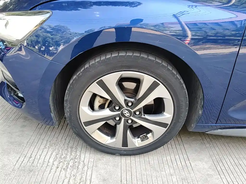 Hyundai Fista 2019 280TGDi Sport Edition China VI фото 23