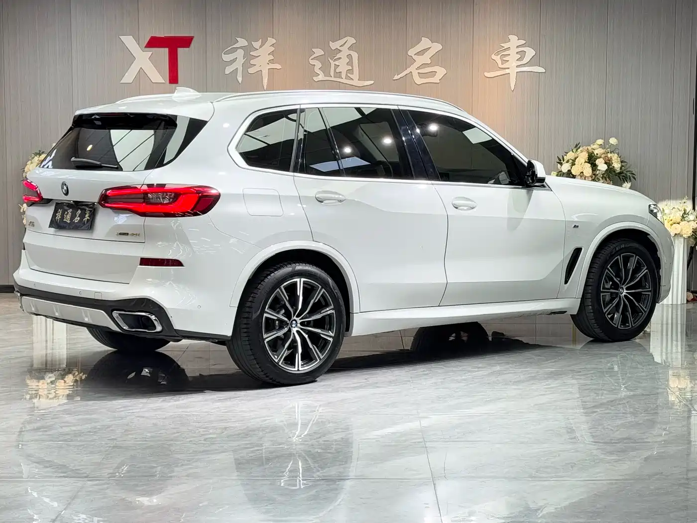 BMW X5 (Import) 2019 xDrive40i M Sport Package фото 10