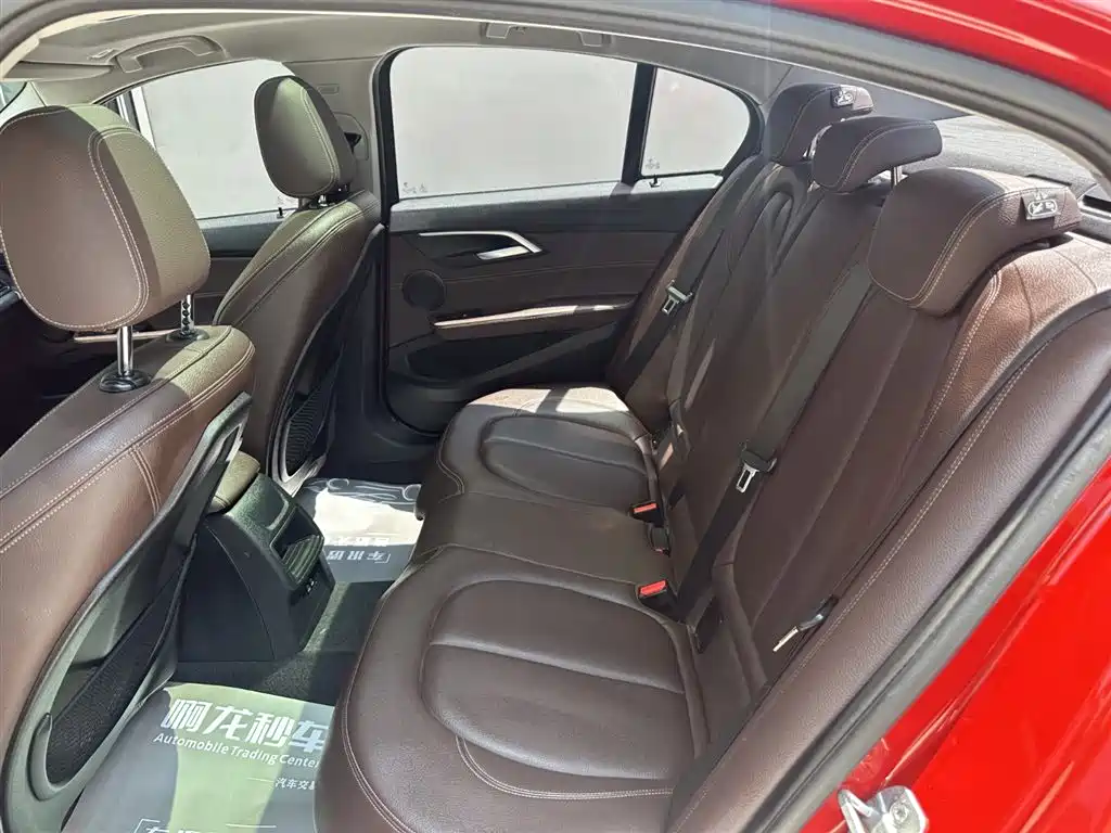 BMW 1 Series 2020 Model 120i M Sport Package фото 12