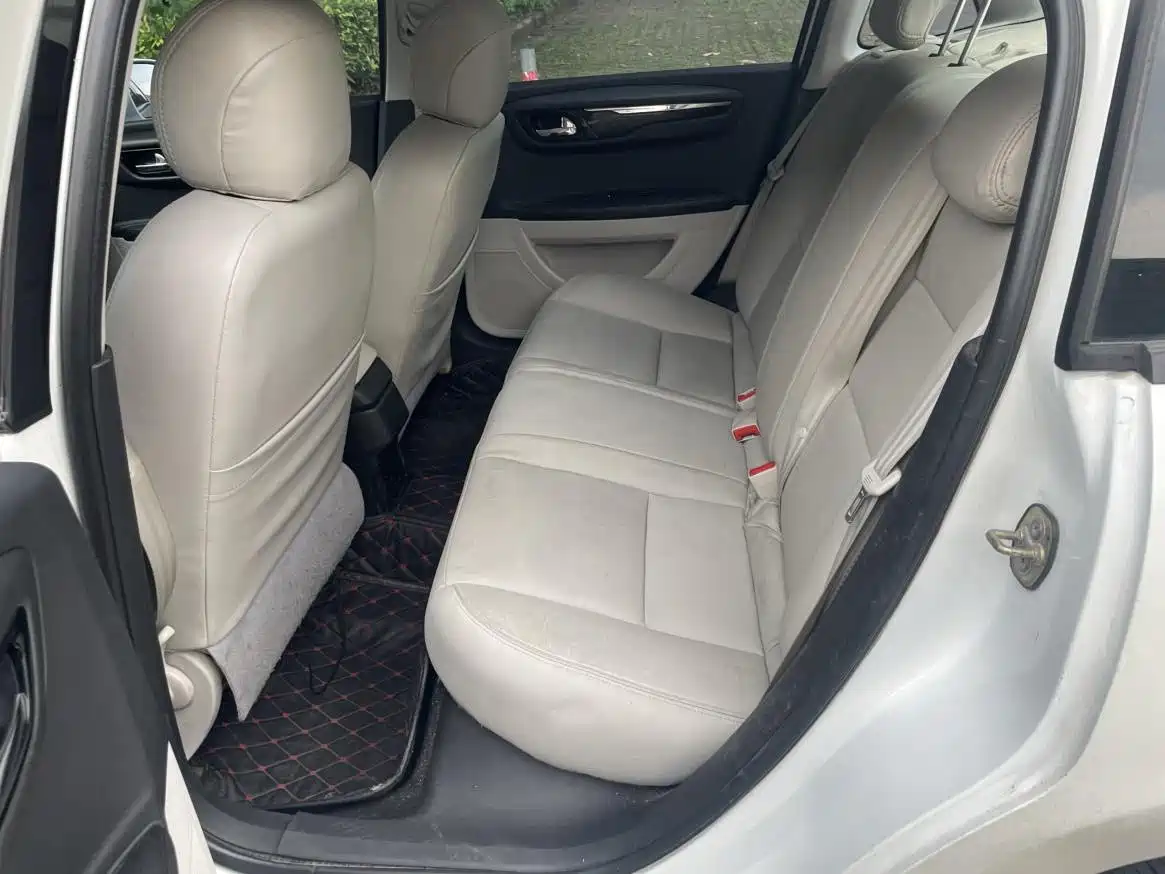 Citroën C-Quatre 2016 2016 Classic Sedan 1.6L Automatic Premium