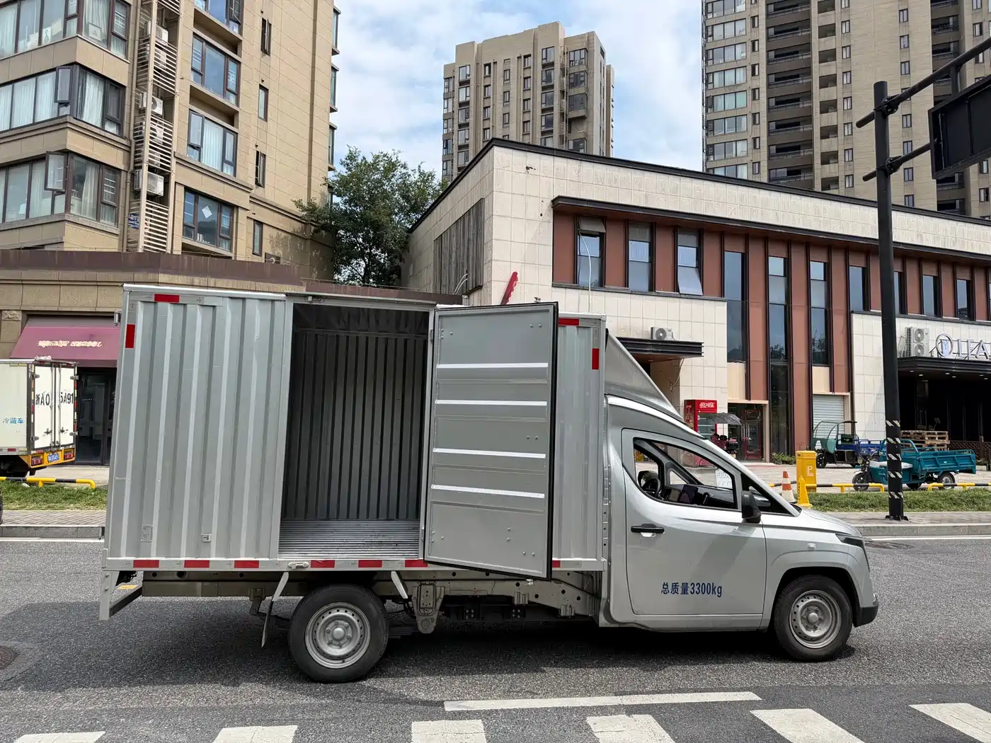 Lingshi Auto Ling Shi Golden Card 2025 2025 Pure Electric Version 260km Container Top Edition