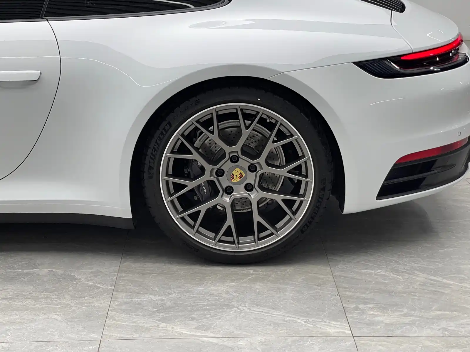 صورة 18 - Porsche 911