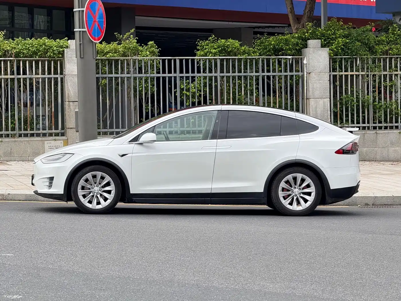 Tesla Model X 2017 2016 Model X 75D