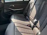 Photo 3 - BMW 3 Series