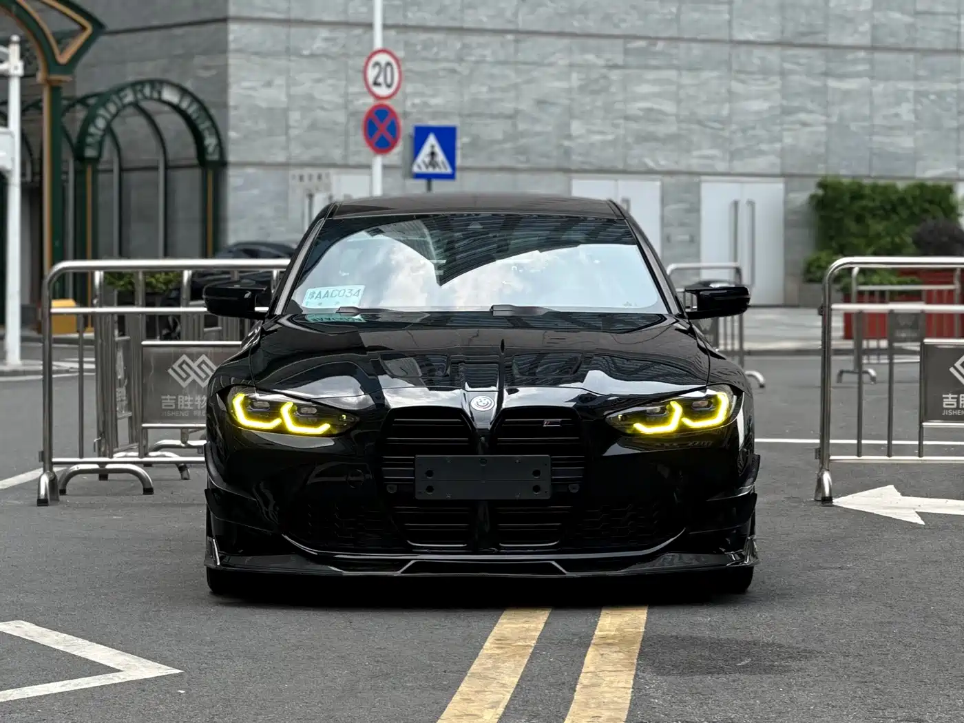 BMW M3 2021 M3 Sedan M xDrive Thunder Edition фото 2