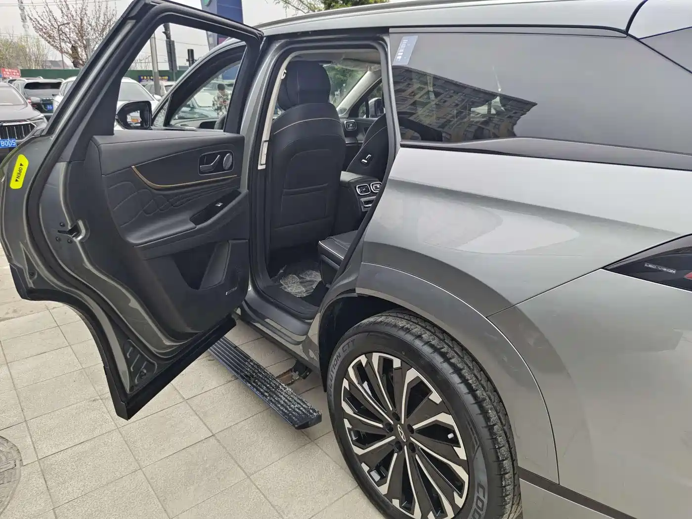 CHERY TIGGO 9