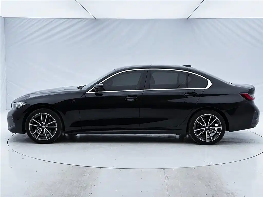 BMW 3 Series 2023 320Li M Sport Package фото 7