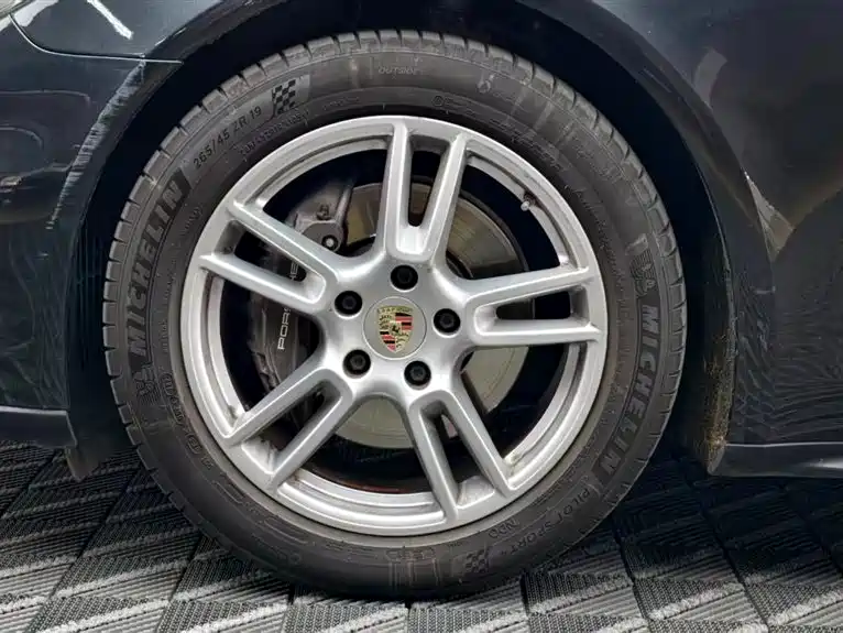Porsche Panamera 2019 Panamera 2.9T фото 8
