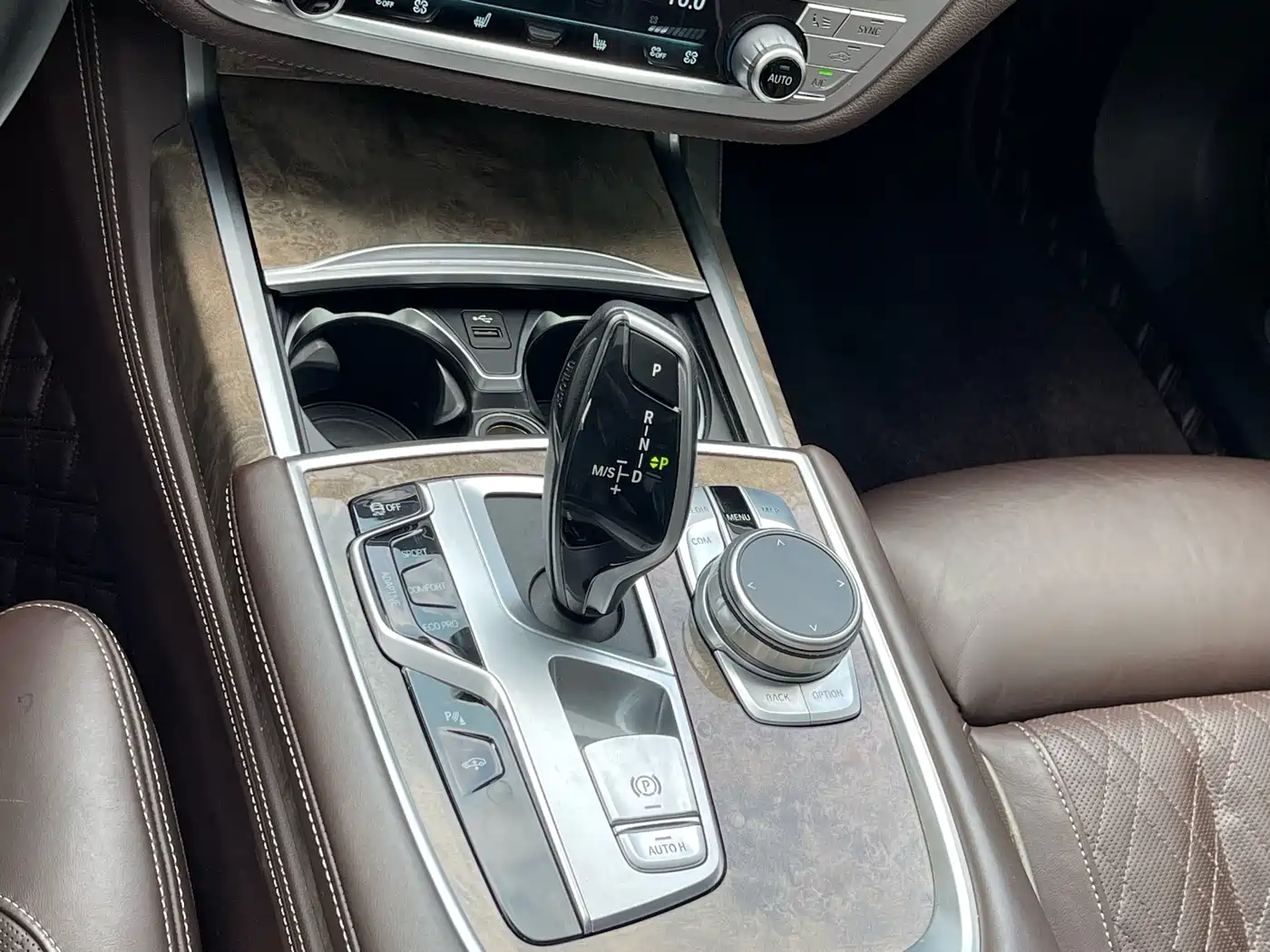 BMW 7 Series 2021 2021 Model 740Li Leading Luxury Package