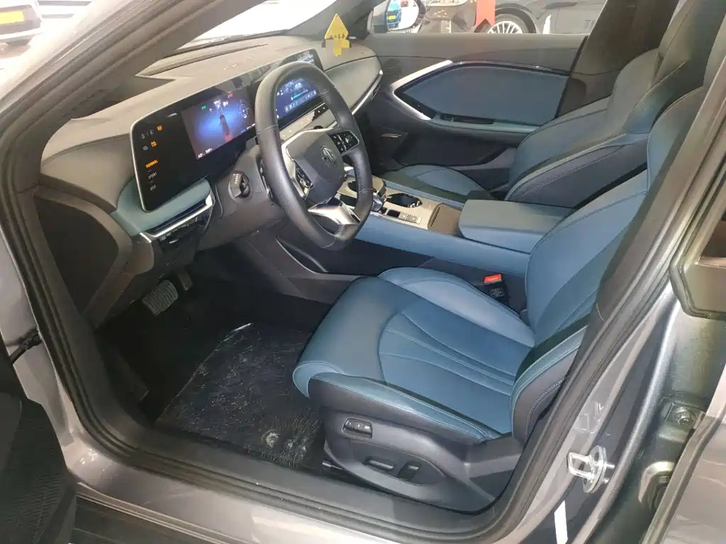 MG MG7 2025 2025 2.0T Trophy+ Super Smart Driving Edition