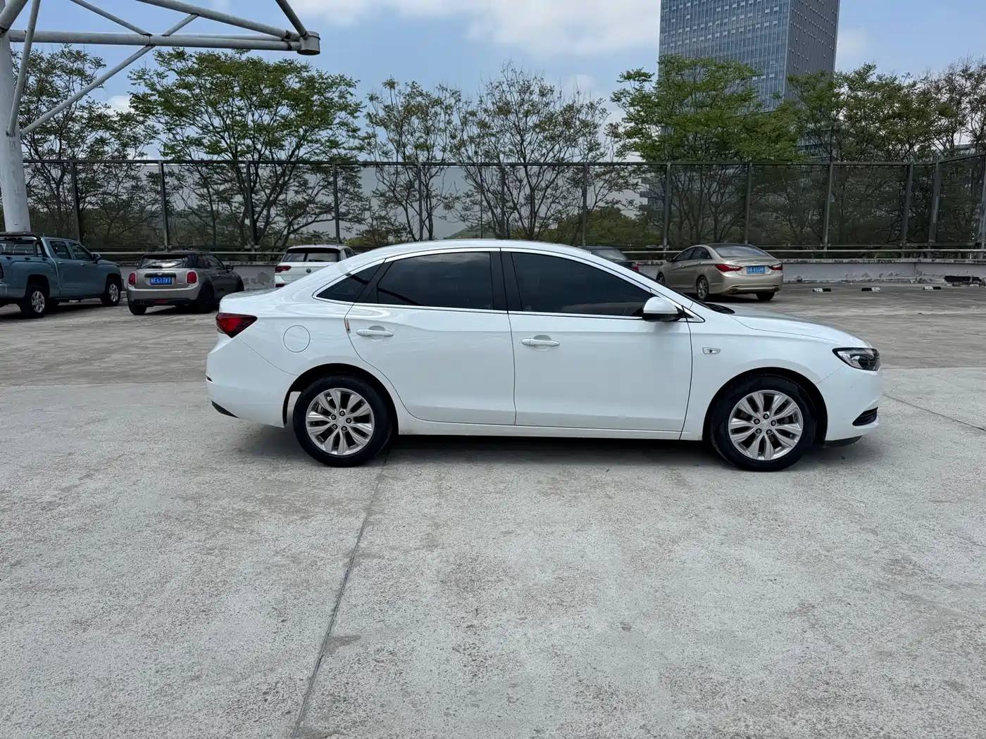 Buick Excelle 2021 Facelift Exemplar 1.5L Auto Elite фото 4