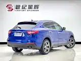Photo 6 - Maserati Levante