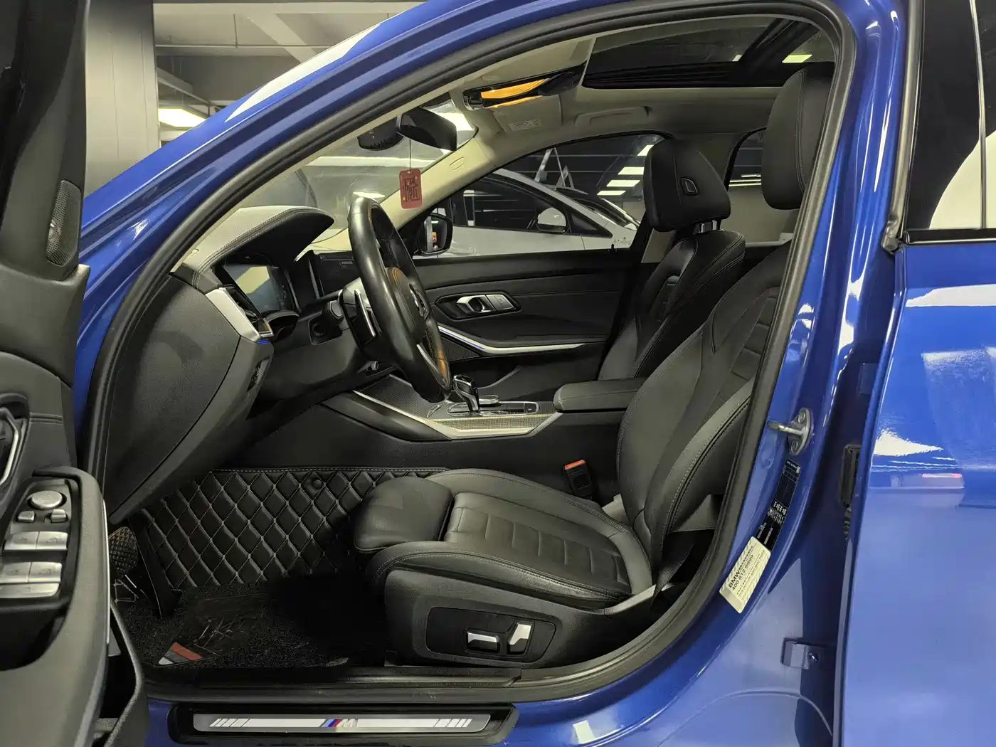 BMW 3 Series 2020 325Li M Sport Black Night Package фото 5