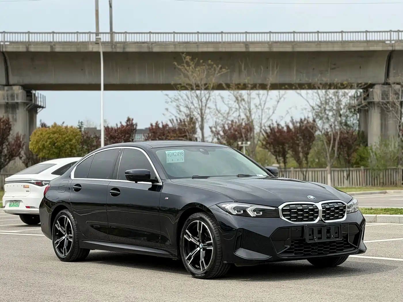 BMW 3 Series 2023 325i M Sport Package фото 3