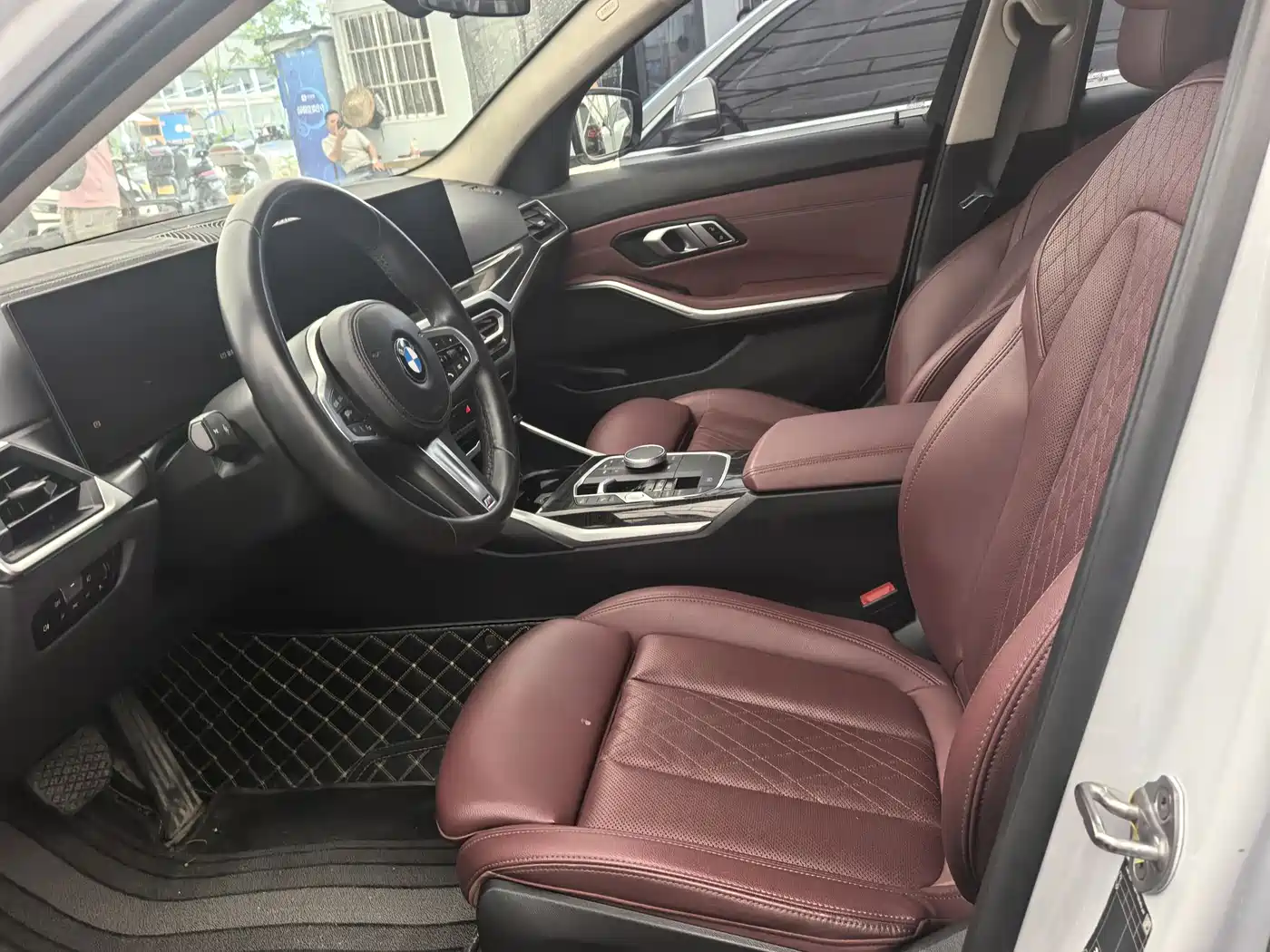 Фото 29 - BMW 3 Series