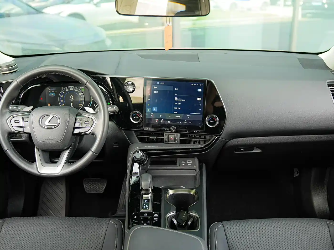 Lexus NX New Energy 2022 400h+ Joy Edition фото 16